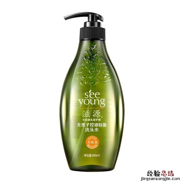 头发油怎么办临时补救小妙招 头发出油厉害是什么原因造成的
