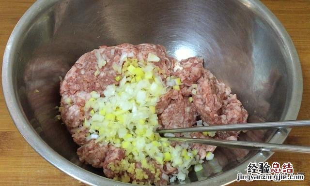 调猪肉饺子馅好吃有秘诀 猪肉饺子馅怎么调好吃的配方