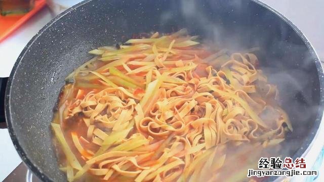 豆腐皮怎么做好吃最简单的做法 豆腐皮怎么做好吃的家常做法
