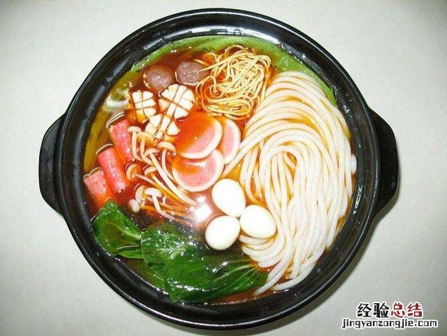 砂锅米线秘制酱料的配方 米线怎么做好吃 家常