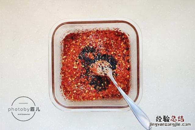 炸辣椒油怎么炸最香简单的 怎么炸辣椒油才能又香又辣