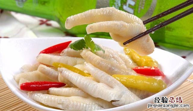 最简单泡椒凤爪做法3个步骤 泡椒凤爪的最正宗做法步骤