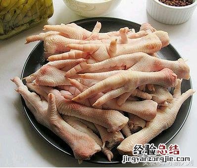最简单泡椒凤爪做法3个步骤 泡椒凤爪的最正宗做法步骤