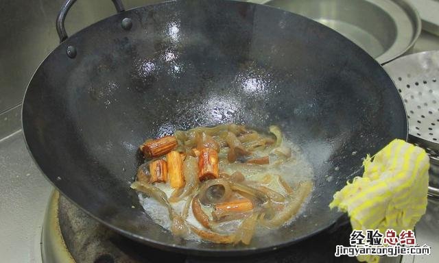 葱烧海参家常最简单做法 海参的简单最佳做法