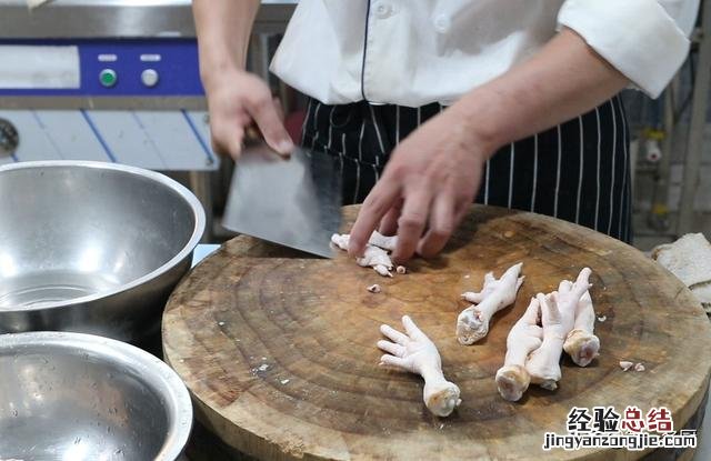 泡椒凤爪酸辣又开胃怎么做 泡椒鸡爪怎么做好吃又简单