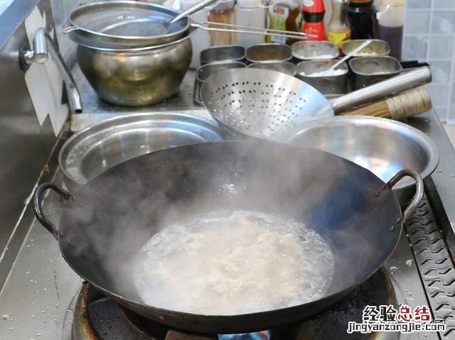 泡椒凤爪酸辣又开胃怎么做 泡椒鸡爪怎么做好吃又简单