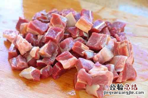 大厨教炖牛肉怎么做好吃又烂 炖牛肉怎么做好吃又烂