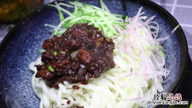 炸酱面最正宗酱的做法 杂酱面的杂酱怎么做好吃