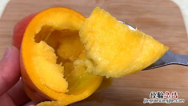 芒果的正确切法不黏手不流汁 芒果怎么切方便吃又好看