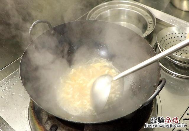 厨师长分享正确做法 豆芽怎么炒好吃又简单