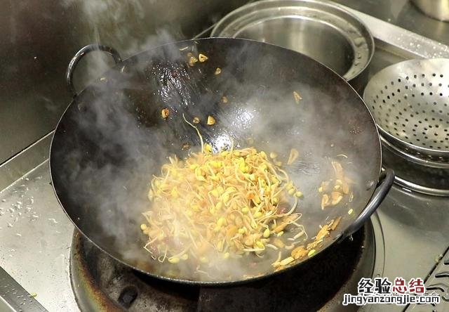 厨师长分享正确做法 豆芽怎么炒好吃又简单