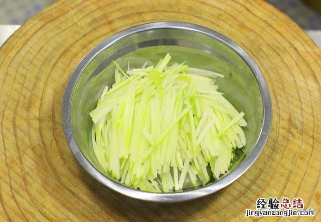 厨师长分享正确做法 豆芽怎么炒好吃又简单