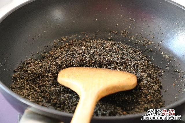 吃黑芝麻好处多教你懒人做法 黑芝麻怎么吃吸收效果好