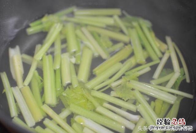 银杏果怎么吃才能去掉苦 生的银杏果怎么吃