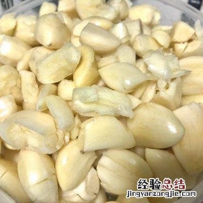 自制辣椒酱方法简单无任何添加 怎么做辣椒酱好吃又简单