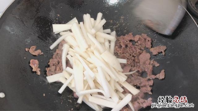 比饭店大厨炒的好吃 牛肉怎么炒好吃又嫩的做法