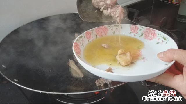 鸭肉怎么做好吃又简单的做法 鸭肉怎么炒好吃又入味