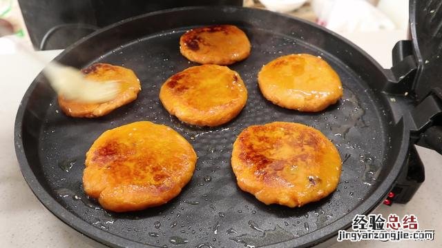 这才是红薯饼最好的做法 红薯饼怎么做好吃又简单