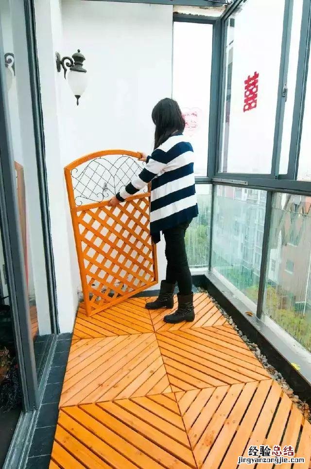 把阳台改造成一个梦幻的世界 怎样打造一个阳台小花园