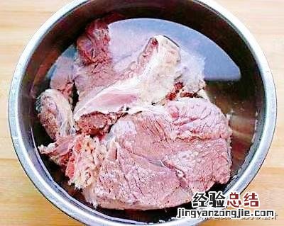 煮出的饺子鲜嫩多汁味道好 驴肉馅饺子怎么调馅