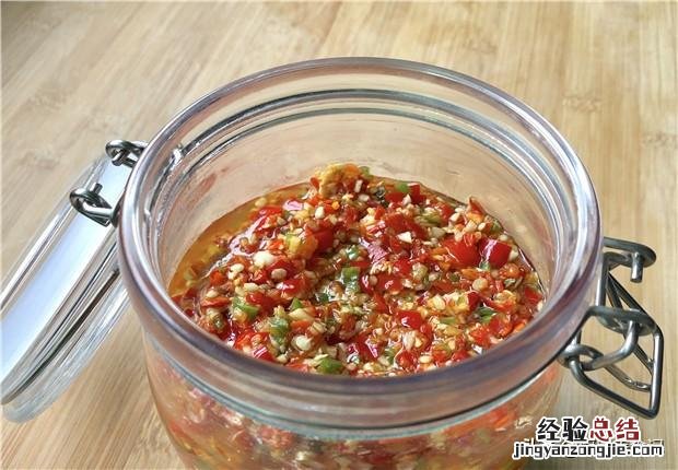 最新正宗辣椒酱的制作方法 干辣椒怎样做成辣椒酱