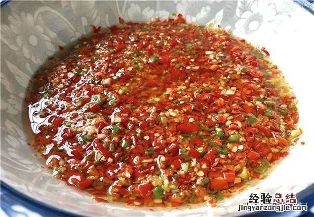 最新正宗辣椒酱的制作方法 干辣椒怎样做成辣椒酱