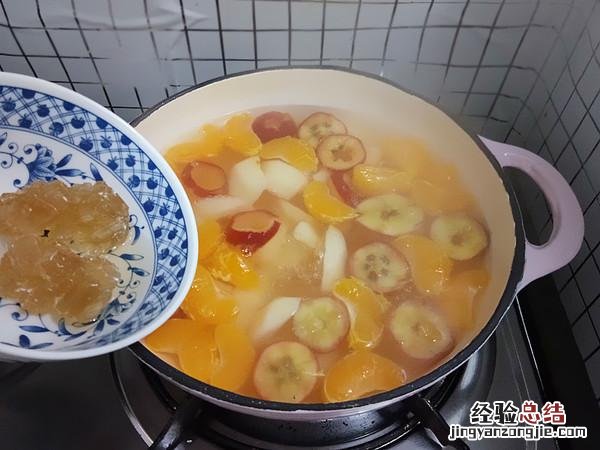 自制一款平民润肺止咳糖水 怎样煮梨水止咳化痰效果好