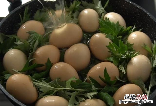 鲜艾叶煮鸡蛋的正确做法 艾叶煮鸡蛋怎么煮