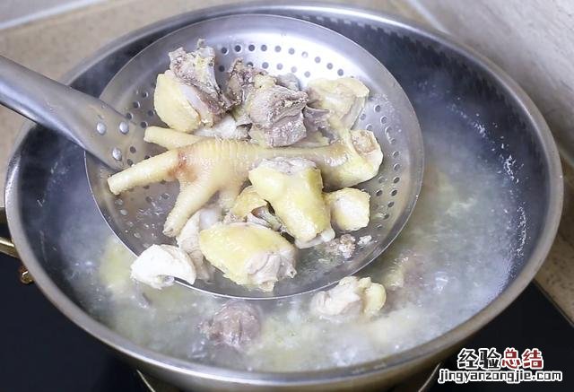 煲鸡汤最简单佐料最少的方法 清炖鸡汤怎么炖好吃又好喝