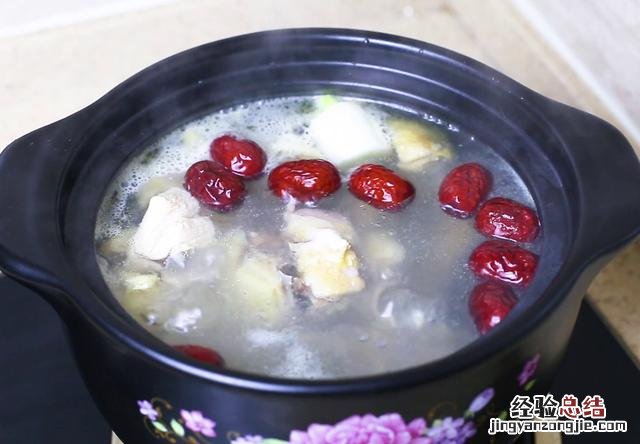 煲鸡汤最简单佐料最少的方法 清炖鸡汤怎么炖好吃又好喝