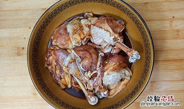好吃的炸鸡腿简单做法 炸鸡腿怎么做到外酥里嫩