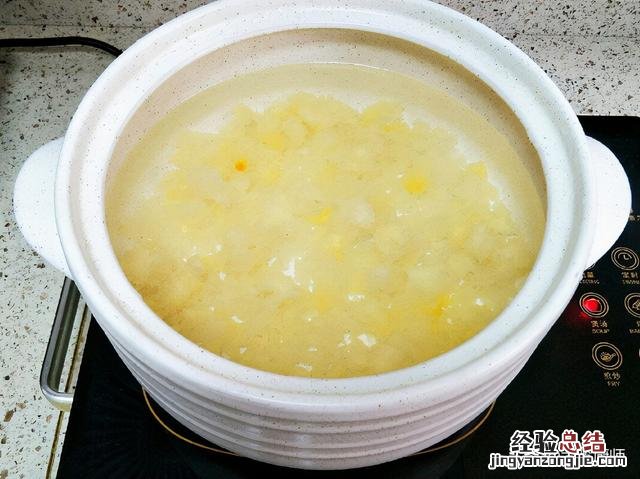 煮银耳汤怎么快速出胶 如何做银耳汤才粘稠