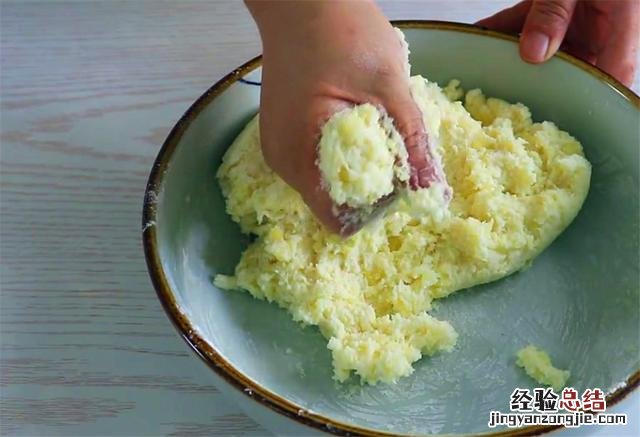 土豆懒人最简单的做法 土豆饼怎样做才能酥脆