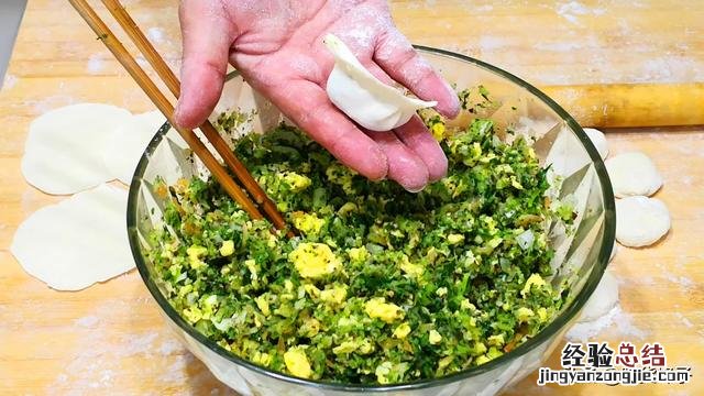 芹菜馅素饺子调馅大全 怎么做芹菜肉馅饺子