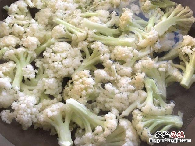 花菜炒肉的做法最正宗的做法 菜花炒肉怎么做好吃又简单