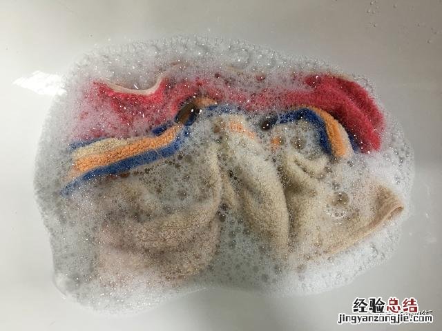 毛巾变硬清洗小妙招 毛巾用久了变硬怎么办
