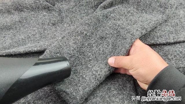 原来清洗毛呢大衣这么简单 羊剪绒大衣怎样自己清洗