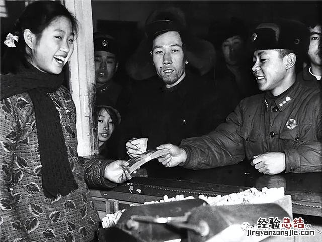 40年后披露事故发生细节 雷锋是怎么牺牲的