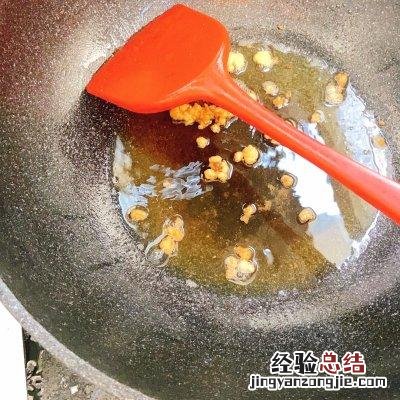 腊鸡焖白萝卜正宗做法 腊鸡怎么做好吃