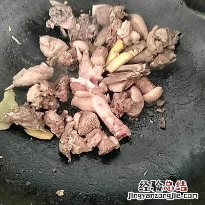 跟30年大厨学的正宗啤酒鸭做法 啤酒鸭怎么做最好吃