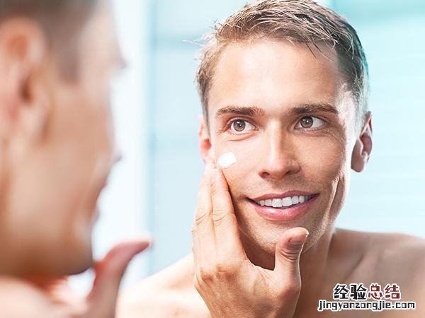 男生毛孔粗大解决方法 男人毛孔粗大怎么办