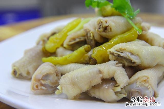 泡椒鸡爪快速简单的做法 怎么制作泡椒凤爪
