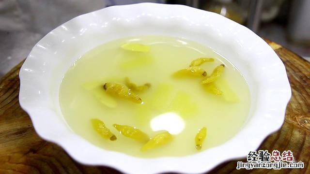 泡椒鸡爪快速简单的做法 怎么制作泡椒凤爪