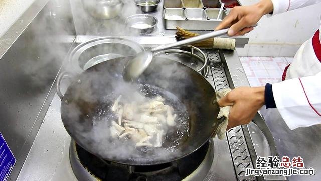 泡椒鸡爪快速简单的做法 怎么制作泡椒凤爪