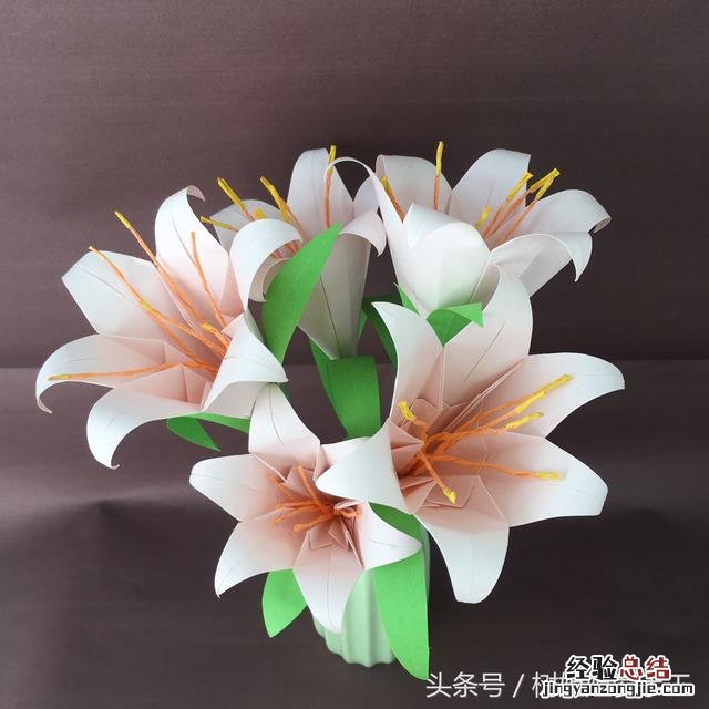 百合花折纸教程简单又好看 百合花怎么折简单又漂亮