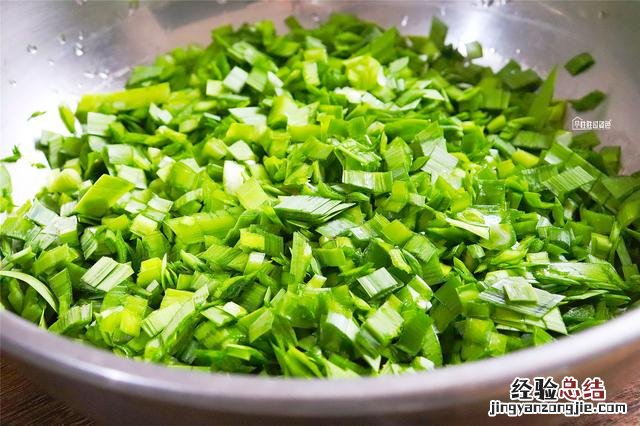 韭菜盒子的正确做法大全 韭菜盒子怎么做的