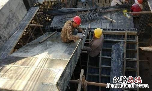 如何简单看建筑施工图的方法 一般建筑图纸怎么看