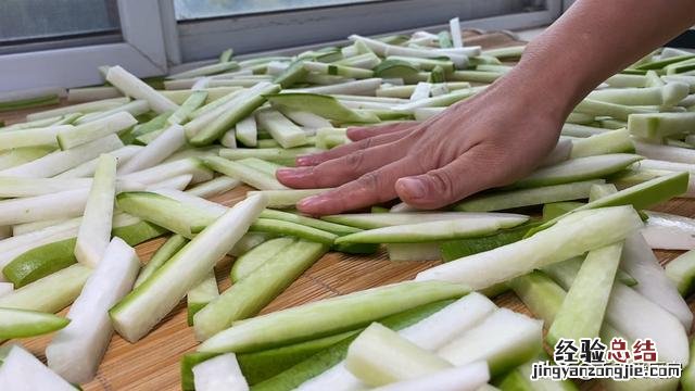正宗的广东腌萝卜的方法 腌萝卜怎么腌好吃又脆酸甜做法