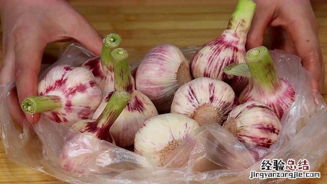 大蒜腌制方法最简单的即做即食 大蒜怎么腌制好吃又脆