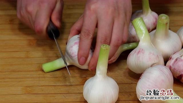 大蒜腌制方法最简单的即做即食 大蒜怎么腌制好吃又脆